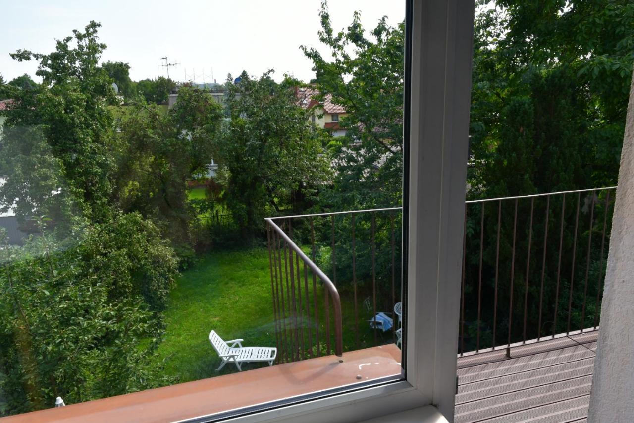 Przytulne Duze Mieszkanie W Domku Jednorodzinnym Koszalin Esterno foto